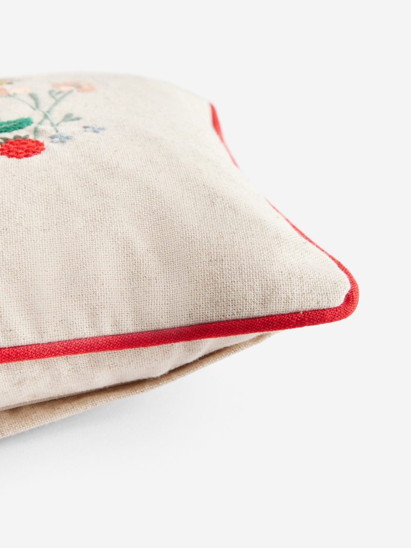 ARCH2160 Red Spread Sweet Joy Jam Pot Slogan Cushion - Image 6