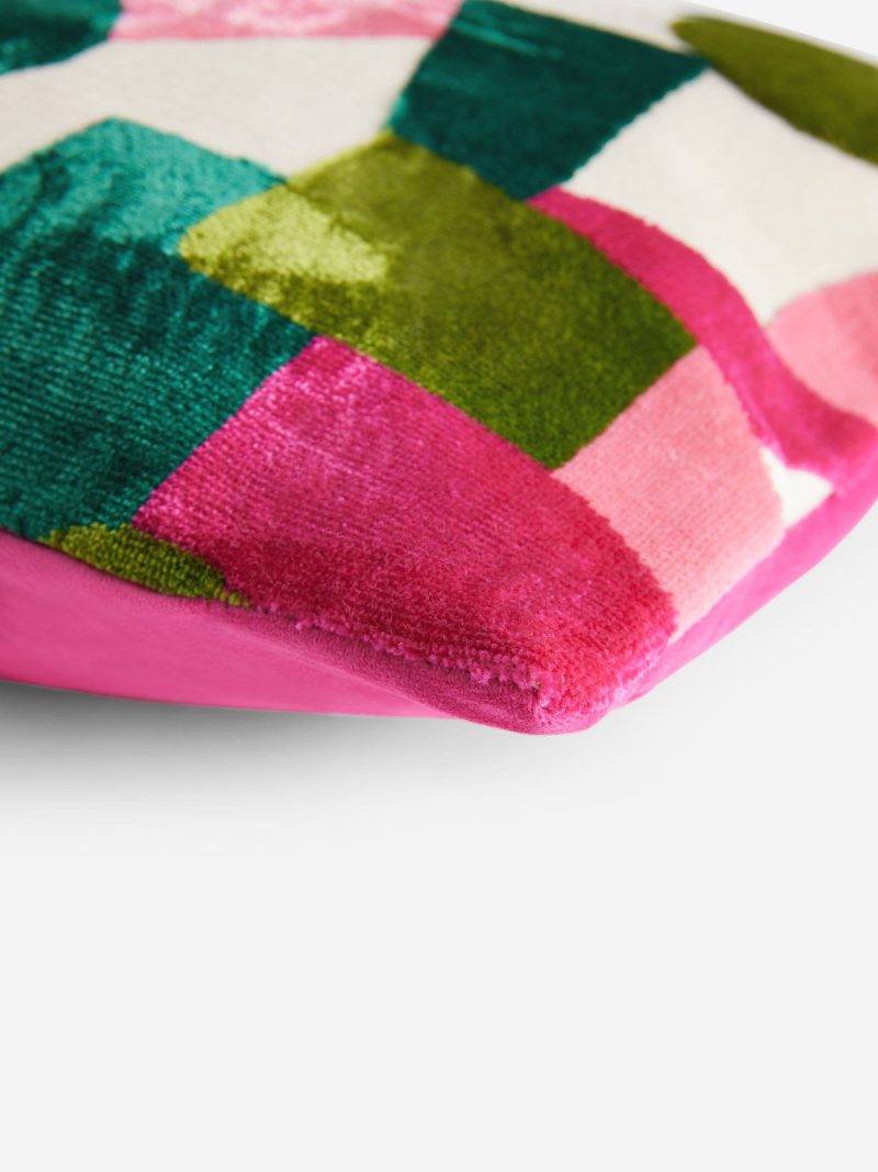 ARCH2164 Fuchsia Pink 40 x 59cm Cut Velvet Collage Cushion - Image 5
